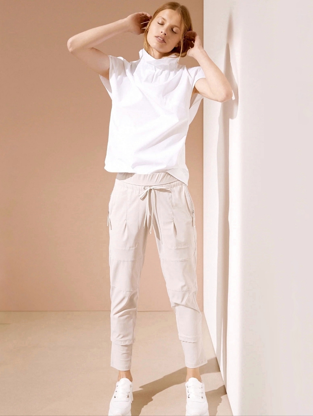 Raffaello Rossi Candy Pant Kalk beige off white khaki joggers women's size 2